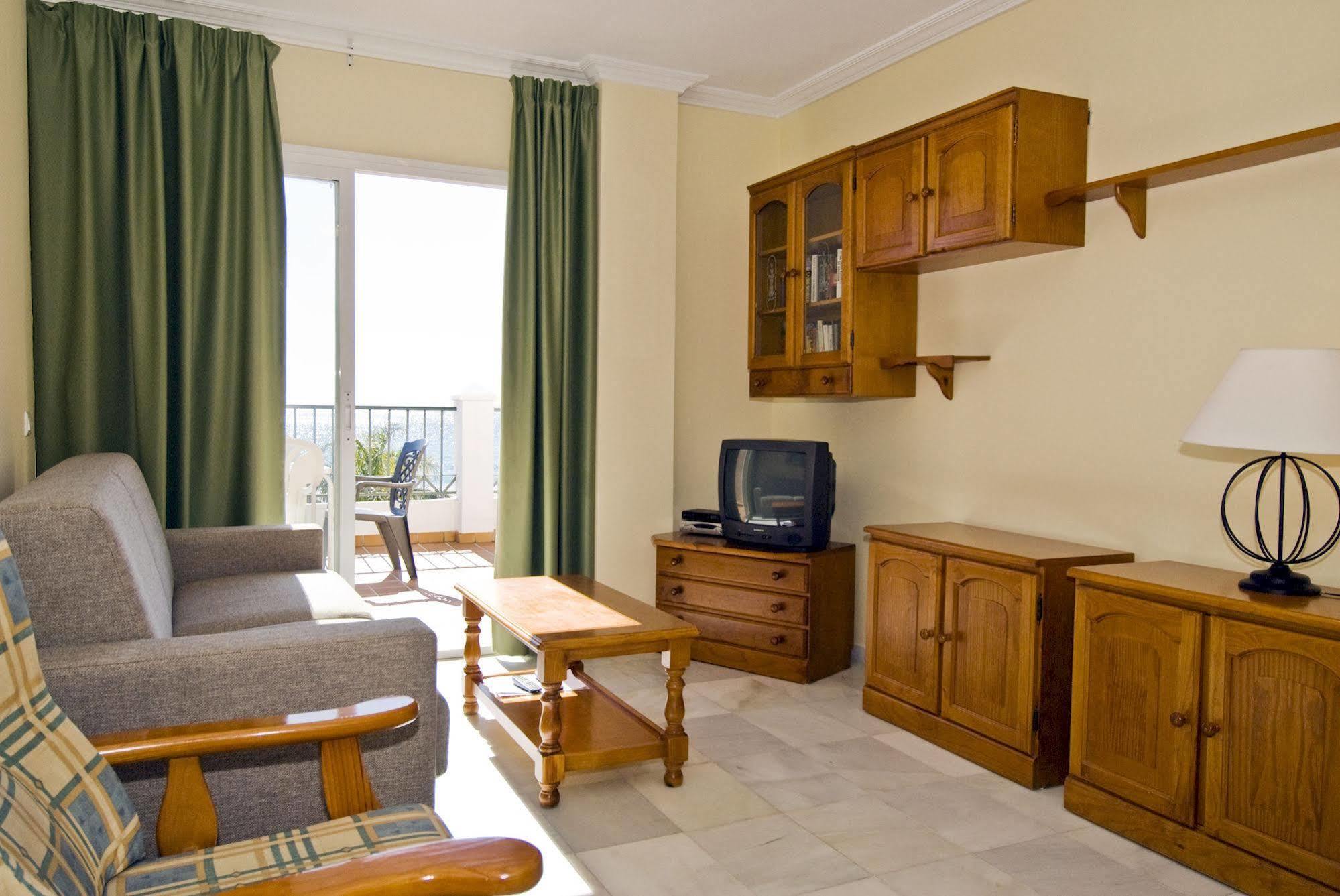 Apartamentos Hc Burriana Playa Nerja Eksteriør billede