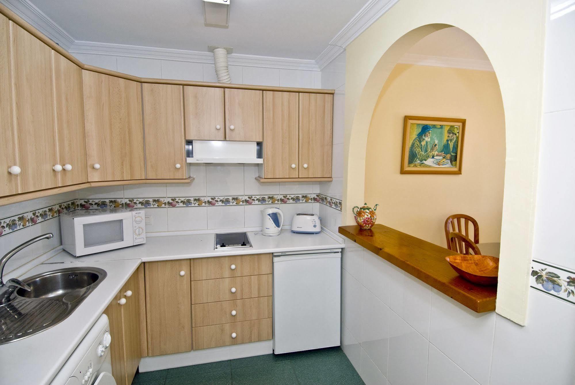 Apartamentos Hc Burriana Playa Nerja Eksteriør billede