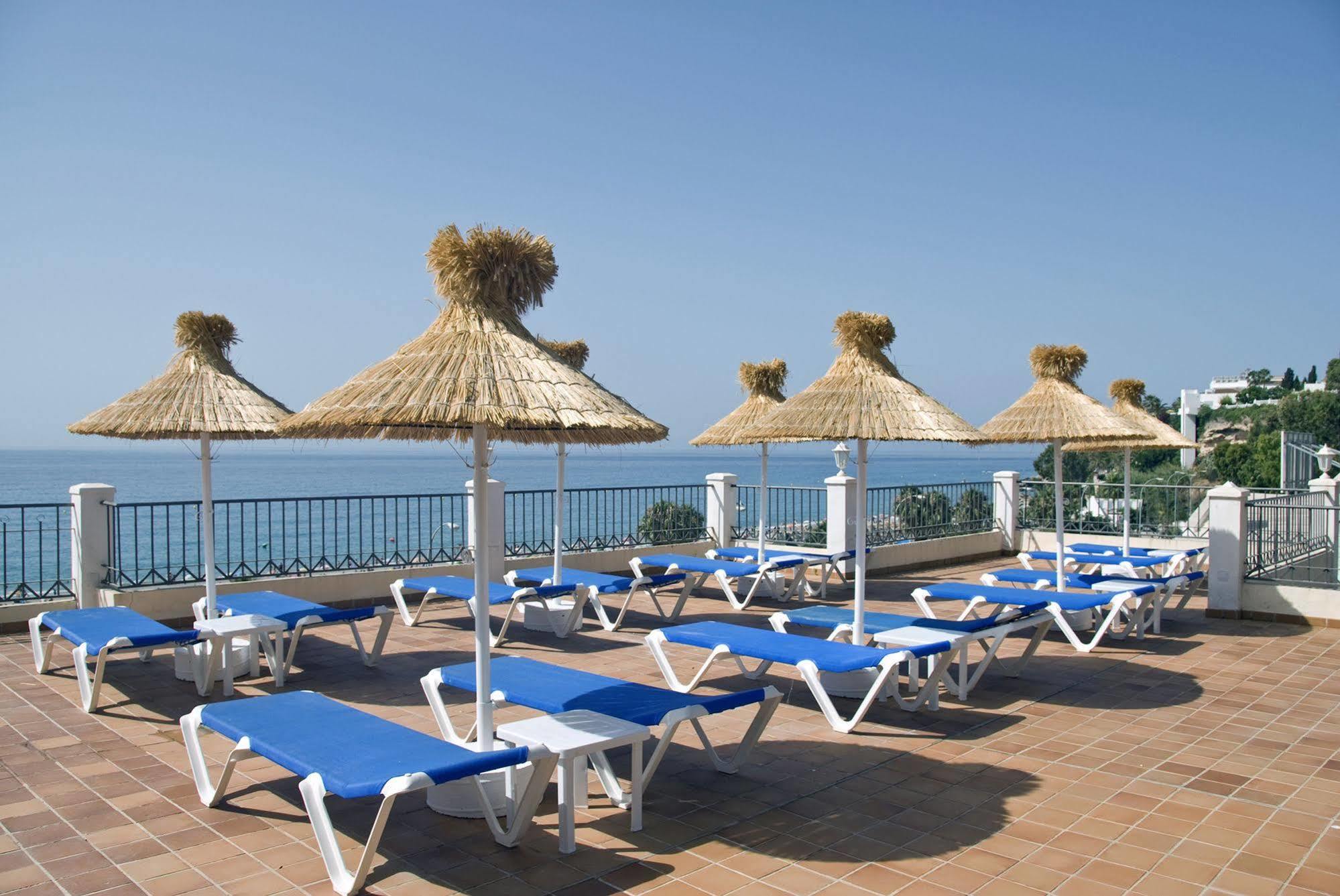 Apartamentos Hc Burriana Playa Nerja Eksteriør billede